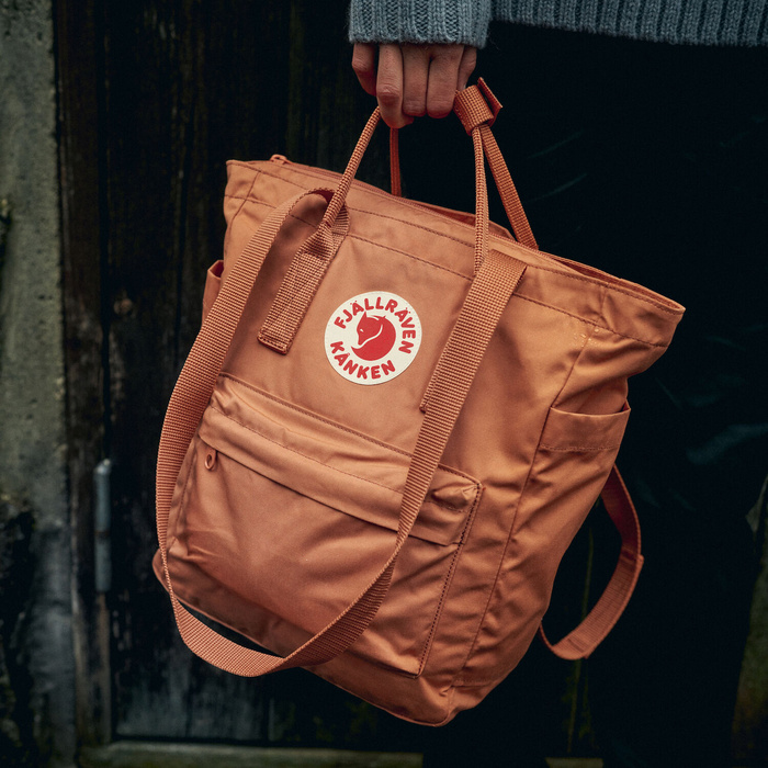 Turistický batoh Fjallraven Kanken Totepack – Ochre, fotografie 11