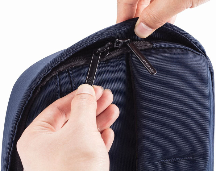 Batoh proti krádeži XD Design Bobby Sling Navy, fotografie 6