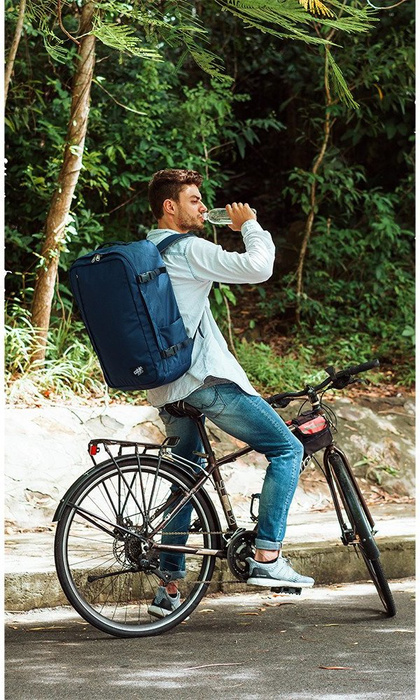 Batoh taška příruční Cabin Zero Classic Plus 42L Navy, fotografie 15